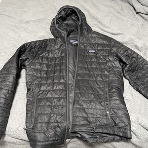 Men’s medium Patagonia puffer jacket